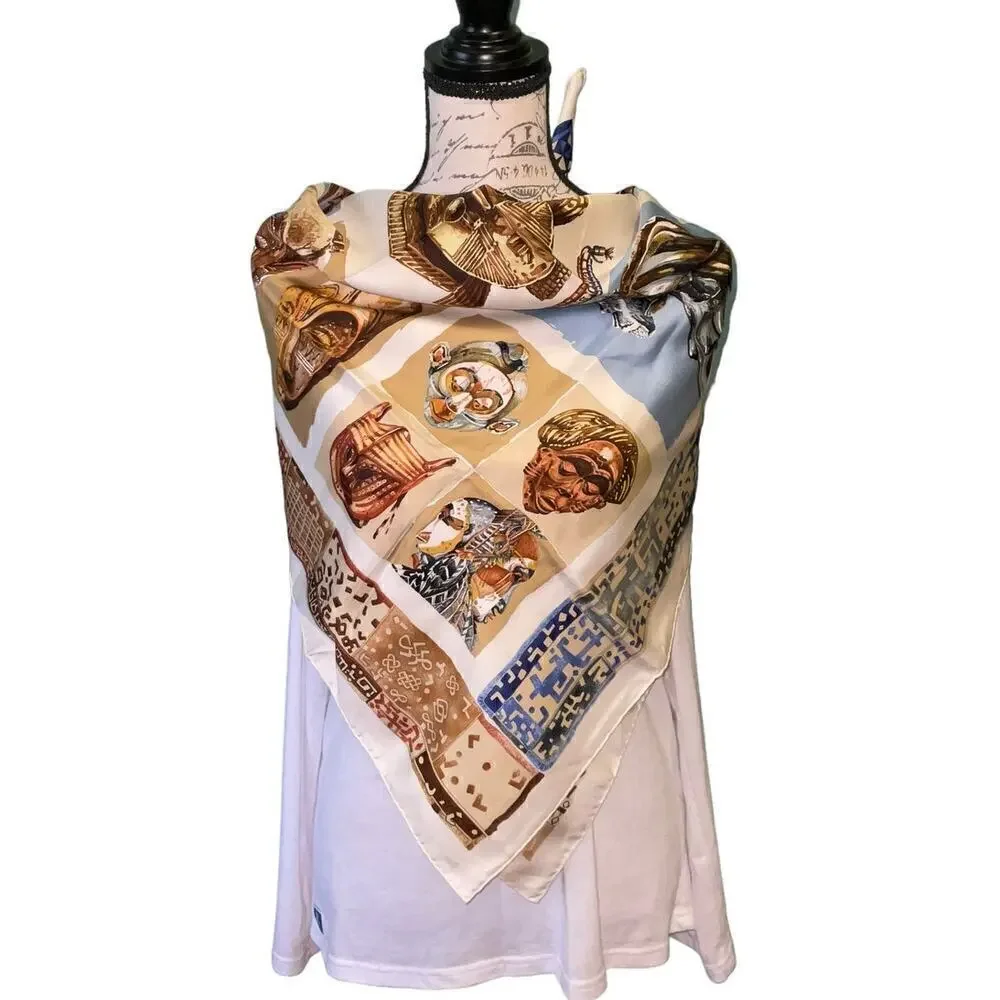 Hermes 100% Silk Scarf Carre Persona by Loic Dubigeon 90cm Square Rare - Picture 15 of 16